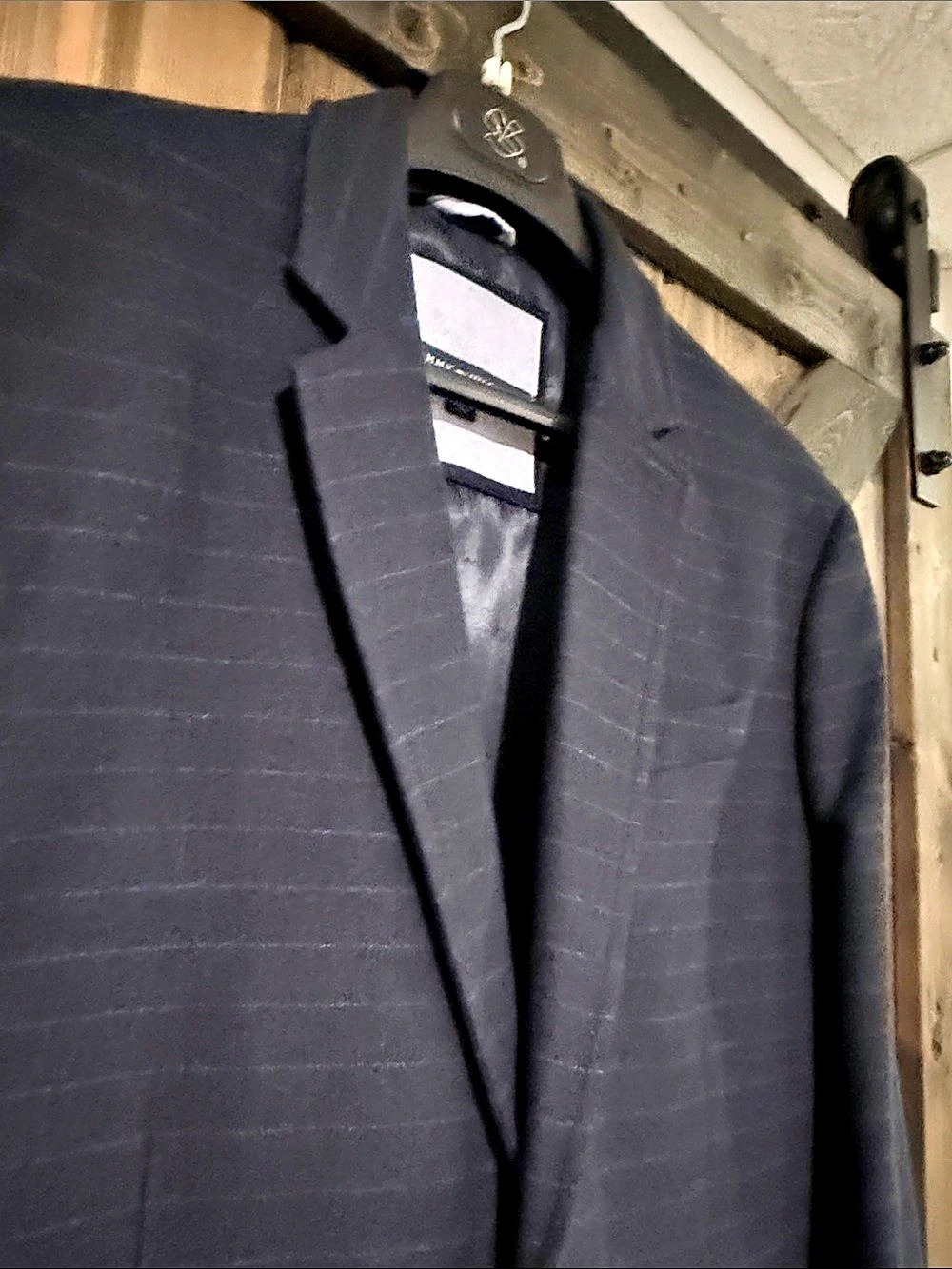 Tommy Hilfiger Navy Pinstripe Suit Jacket Blazer Black Large - Picture 3 of 8